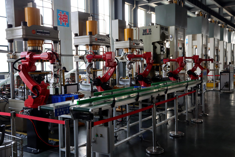 机器人拉伸流水线-1.jpg
